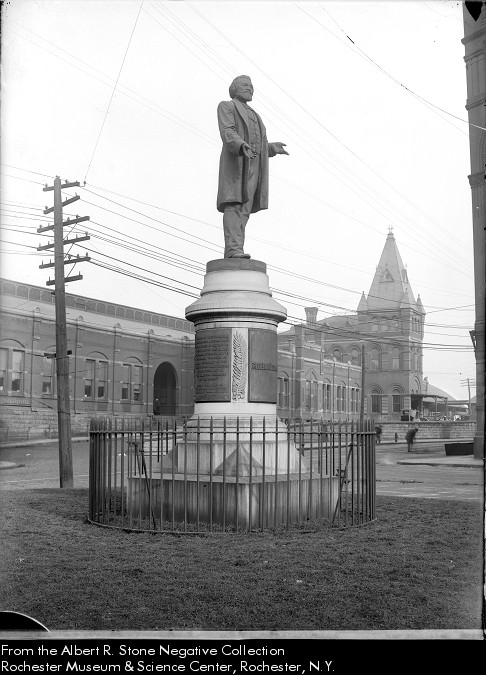 douglass-monument-1906